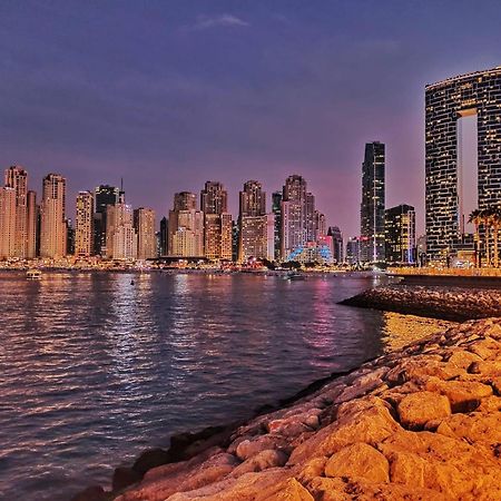 Seaview Beach Hostel Jbr - Walk To Beach - Gym - Pool - Metro Station Dubai Exterior photo