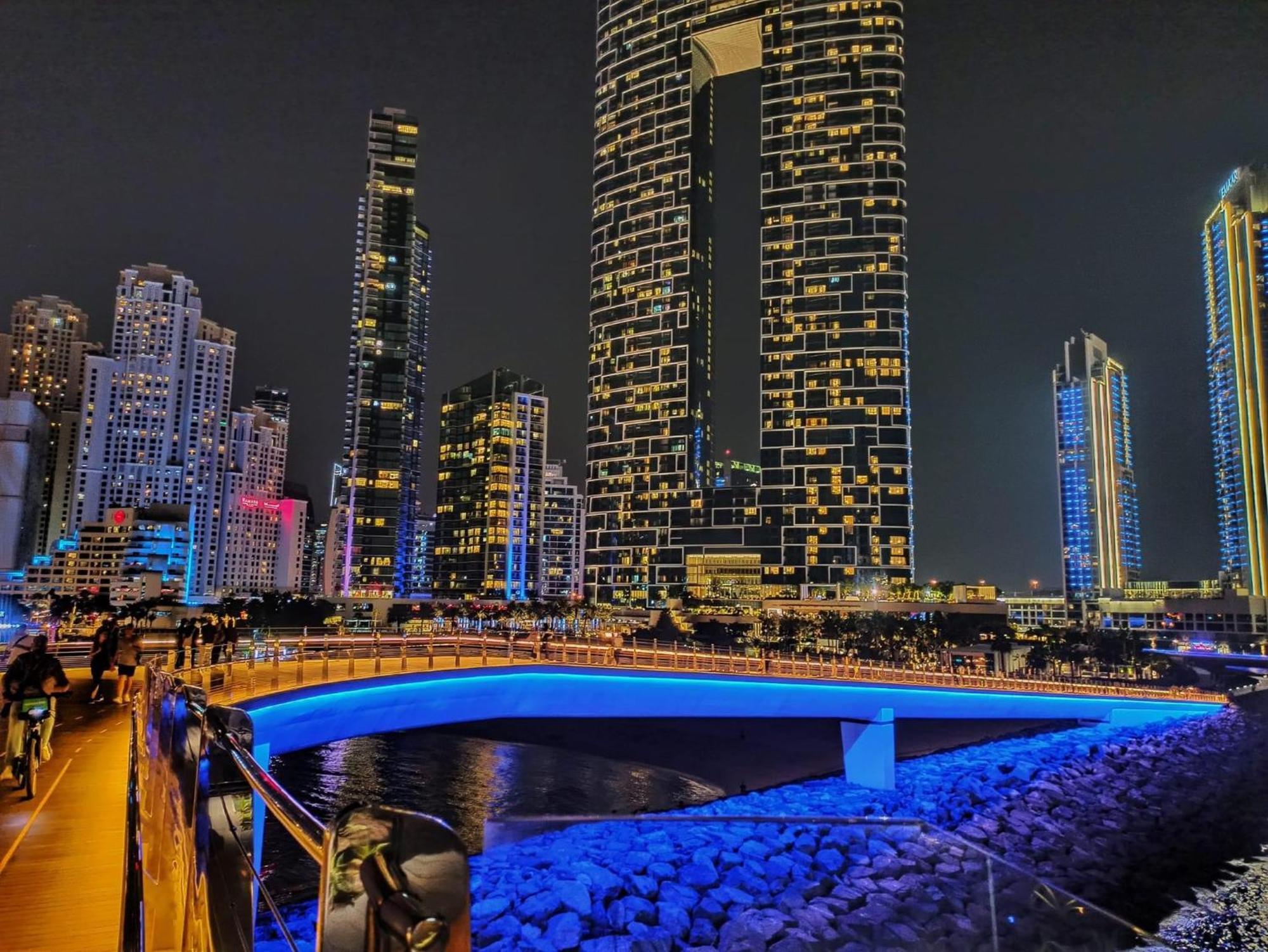 Seaview Beach Hostel Jbr - Walk To Beach - Gym - Pool - Metro Station Dubai Exterior photo