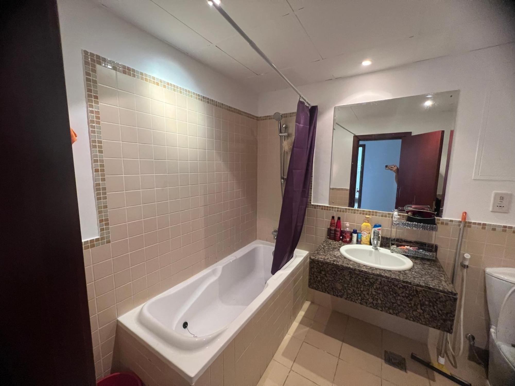 Seaview Beach Hostel Jbr - Walk To Beach - Gym - Pool - Metro Station Dubai Exterior photo